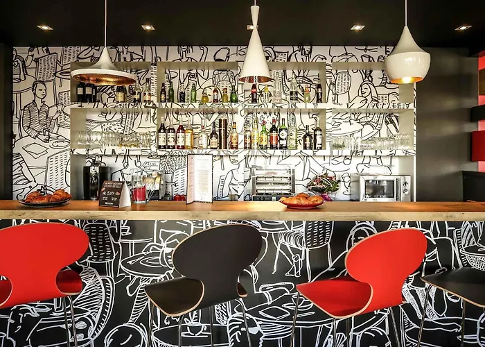 Hôtel de golf: Ibis Niort Est Mendes France