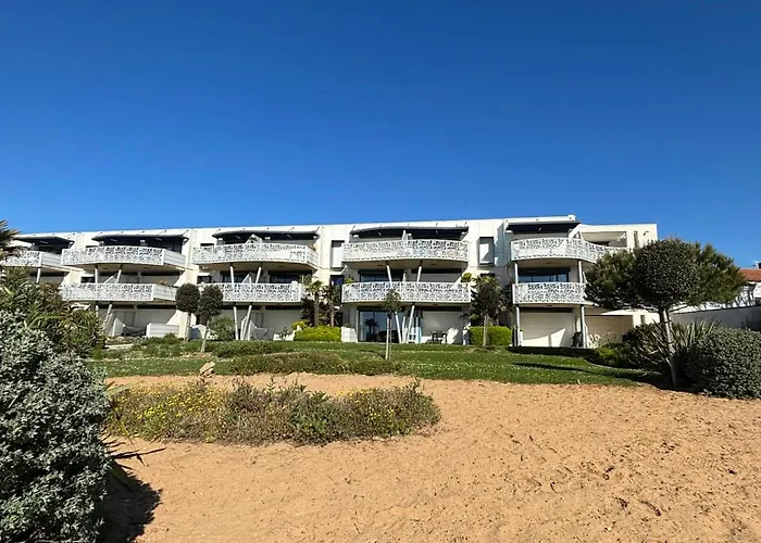 Appartement plage, piscine, balcon, animaux, parking - FR-1-194-201
