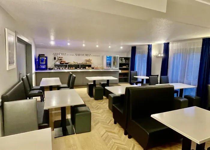 Kyriad Hôtel La Fleche