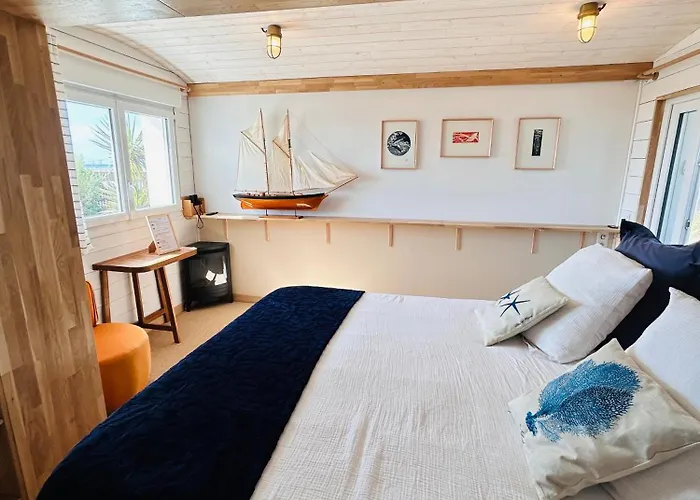La Cabine côté mer et côté jardin à la VILLA PLEIN VENT
