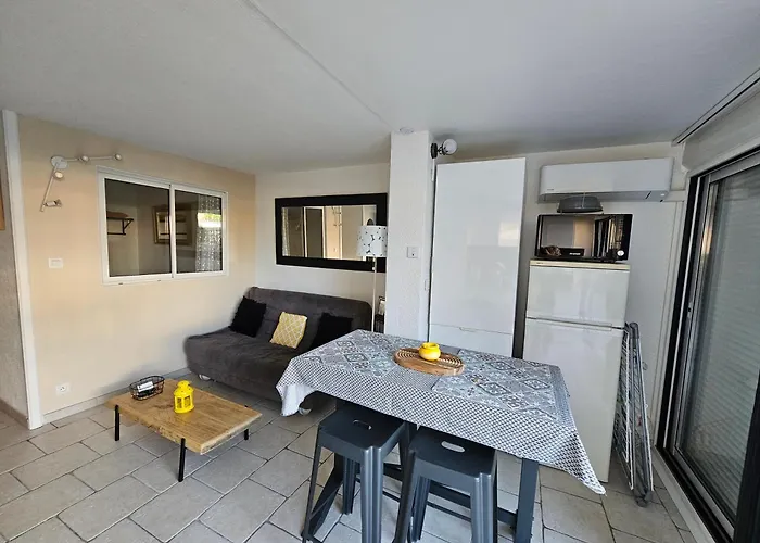 Cap d'Agde - Résidence Estivales - proche naturiste - Terrasse - Wifi - Parking - Piscine - Clim