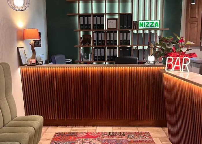 Hôtel bon marché: Hotel Nizza