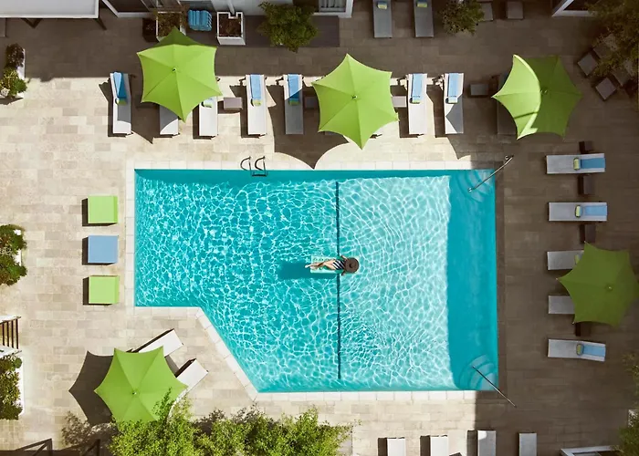 Sunset Marquis