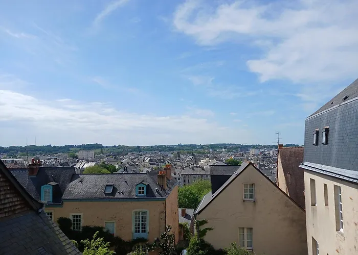 Petite Maison Romantique Coeur Historique Plantagenet, au calme