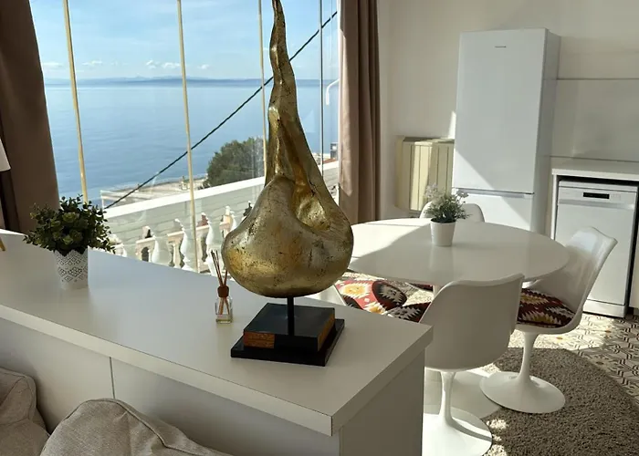 Breathtaking Costabrava Seaview Apartment 5M Beach - Casa Artevida