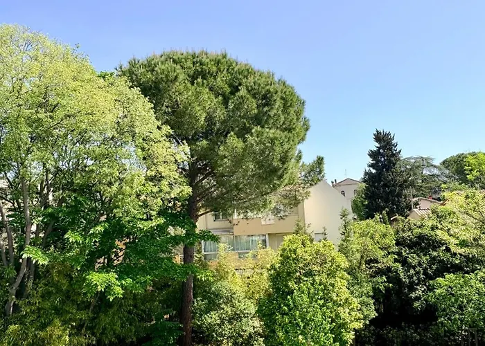 Appartement design au cœur de Montpellier avec parking privé