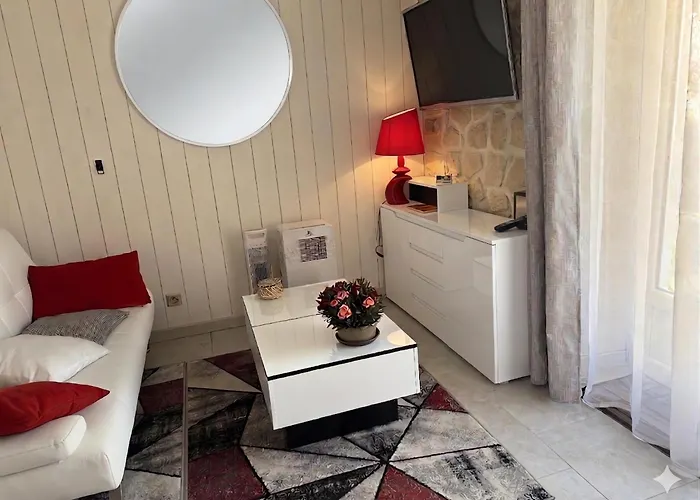 Le Petit Paradis