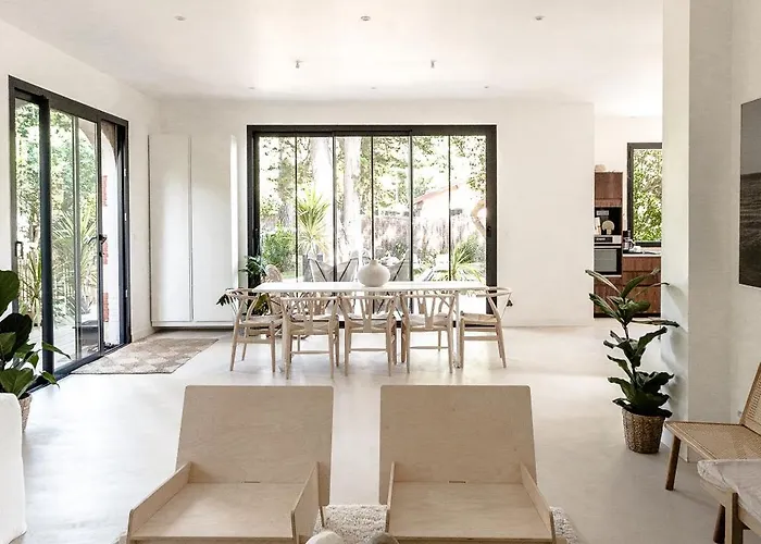 Pyla: Feel-Good Family Home, 2 Min Walk From Beach