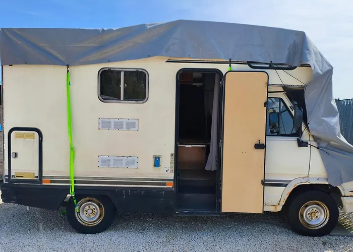 Chambre En Camping Car