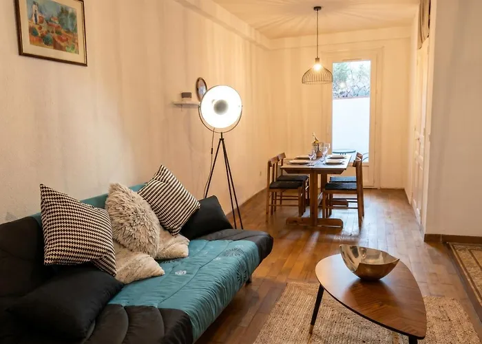 Self Contained City Apartment