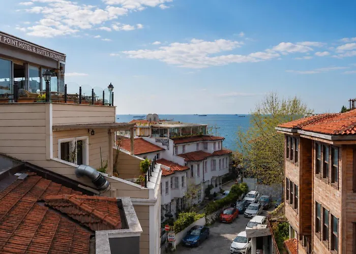  Seraglio & Suites
