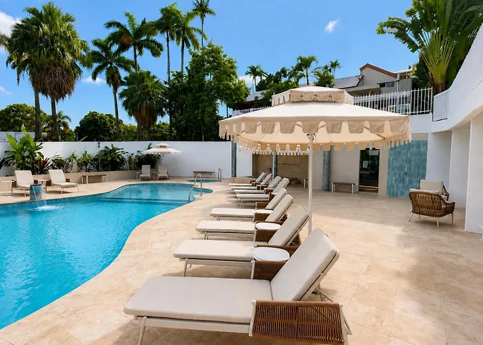 Hotel Jacuzzi Privatif Club Tropical Resort - Official Onsite Reception & Check In