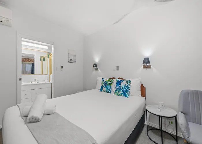 Motels Airport Clayfield