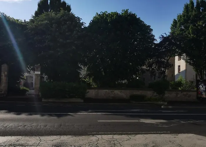 Chambre Privee Dans Appart Partage, Centre Ville, Avec Vue Sur Les Monuments