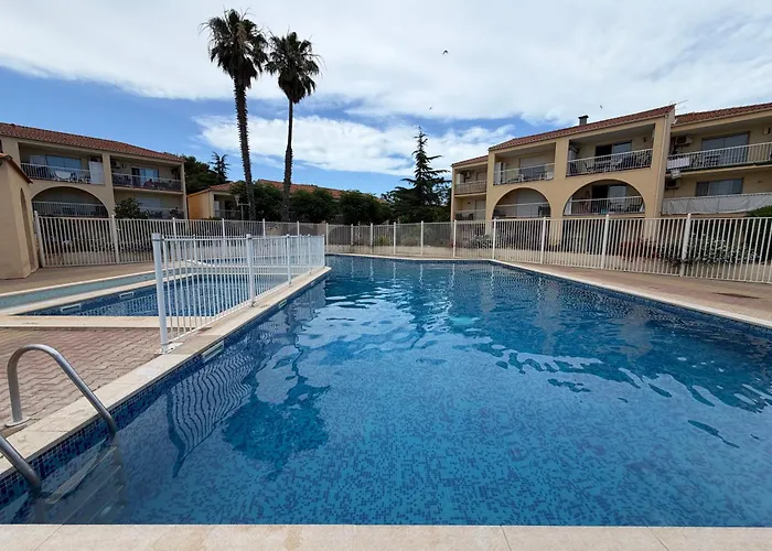 T2 RDC à Canet en Roussillon Europa 4 pers ,piscine,clim, tennis, parking
