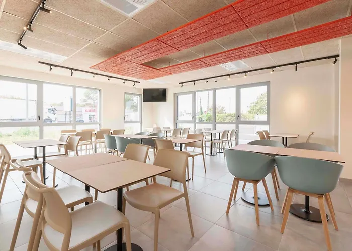 Hotel Ibis Mont De Marsan