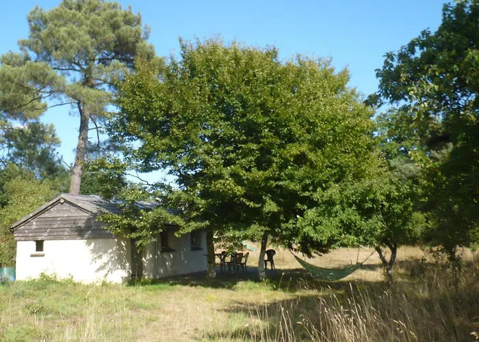 maisonnette écologique isolée en botte de paille
