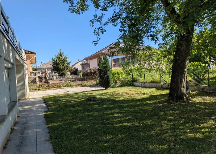Villa Sainte-Rose 3ch à 5 minutes de la Cité des Loisirs