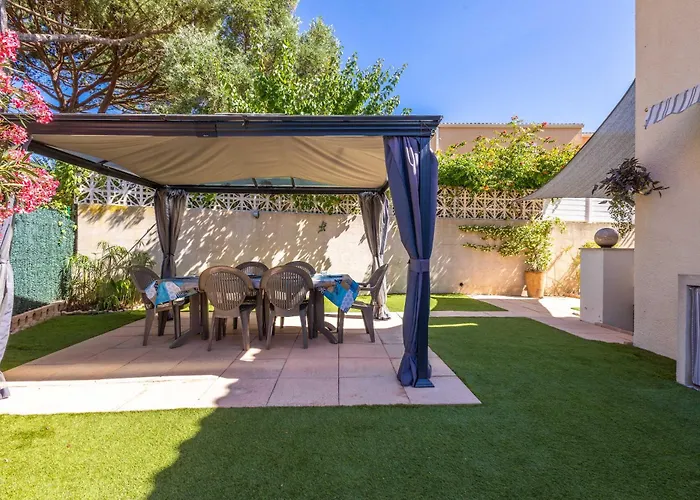 Confortable pavillon avec jardin à 900m de la plage