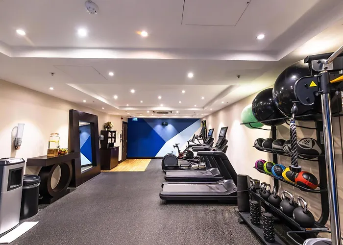  Doubletree By Hilton London Victoria