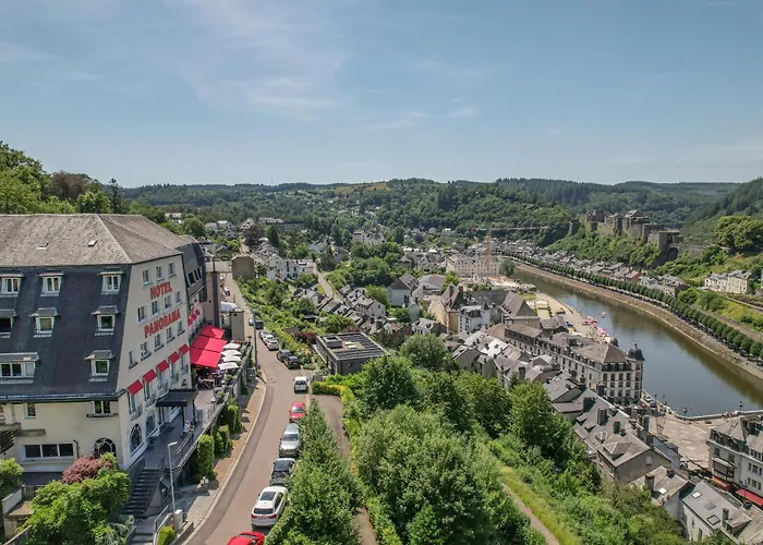 Hôtel Panorama - Vue exceptionnelle sur la Semois