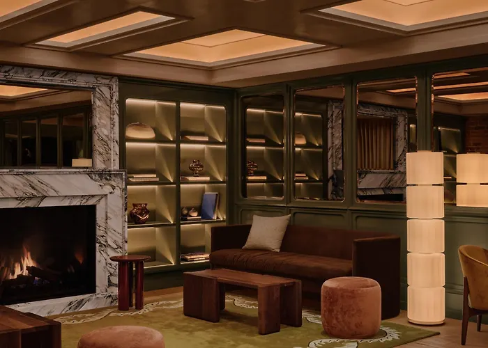 Hotel Nelligan
