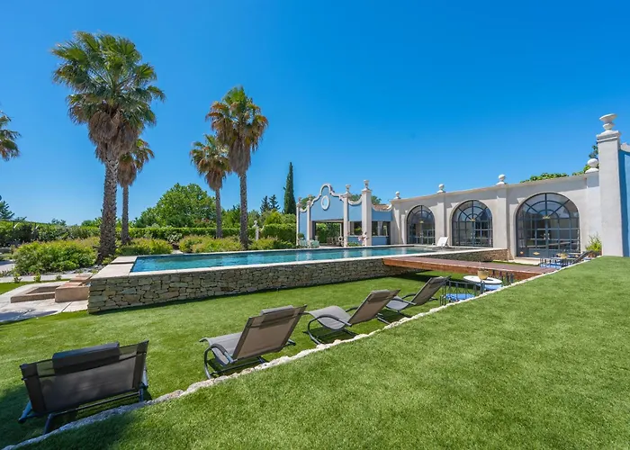 Maison D Hotes BLUE PALM Aix En PROVENCE
