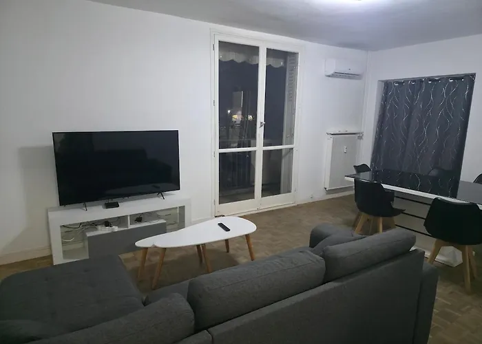 Appartement 70M² Pierrelatte Cosy, Netflix+Wifi