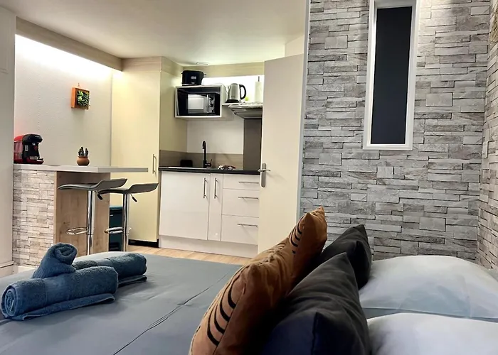 Casa Cloutiers #1, #2 - Jolis Studios - Emplacement Idéal Hyper Centre Brive