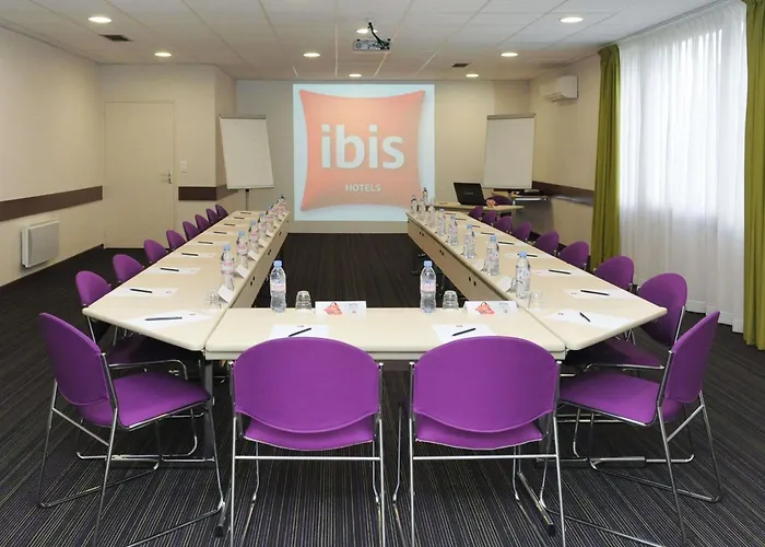ibis Chartres Ouest Luce