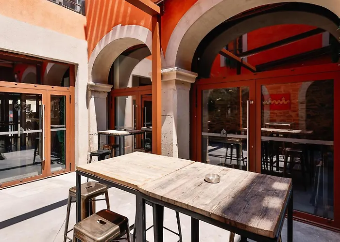 Le Couvent - Hostel