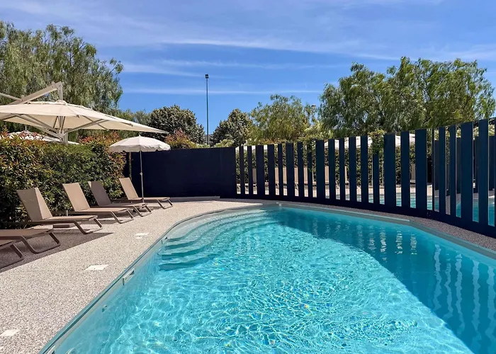 Ibis Lunel Petite Camargue