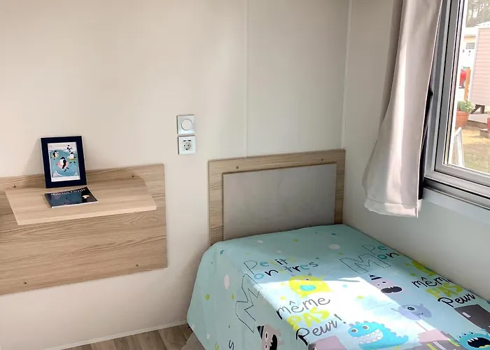 Bungalow de 3 chambres a Saint Brevin les Pins a 500 m de la plage avec piscine partagee et jardin clos