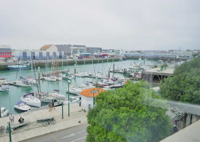 Du Port
