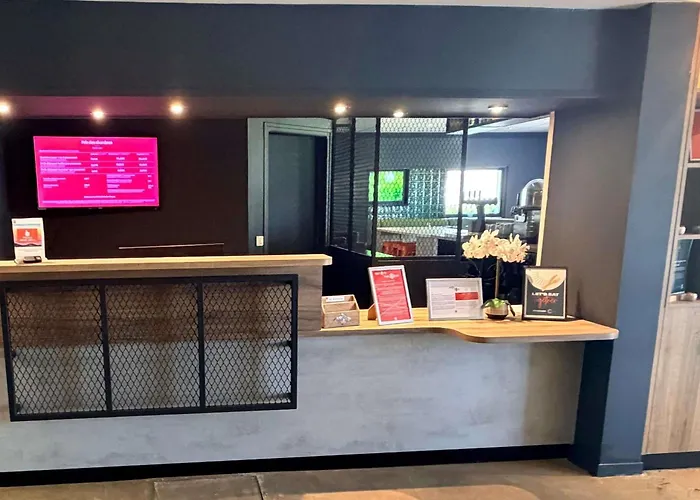 ibis Dieppe Le Val Druel