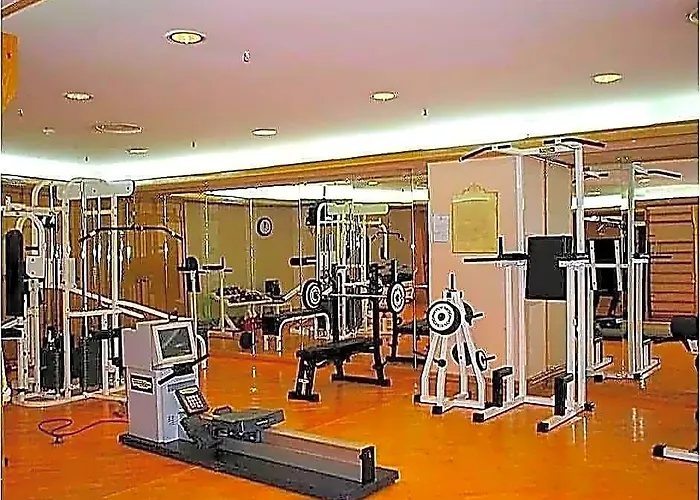 Hilton Alger