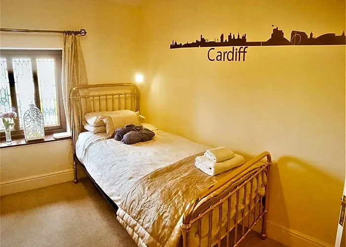 Ty Mynydd Lodge Holiday Home