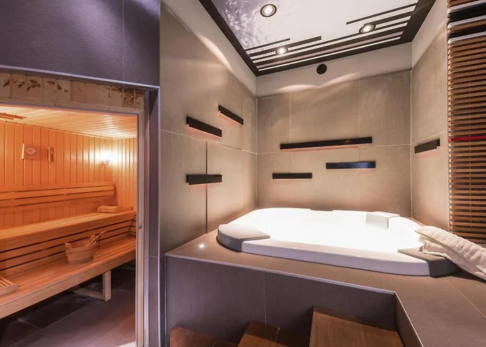  Ibis Styles Hyères Rooftop&Spa