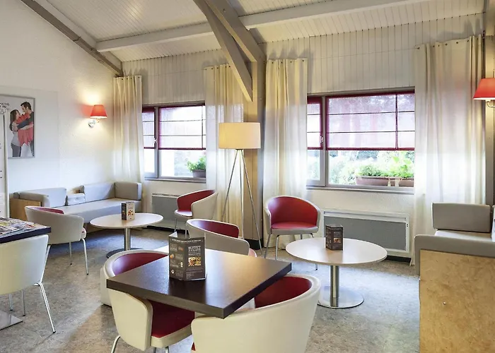Ibis Moulins