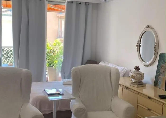 Monaco Studio "907"