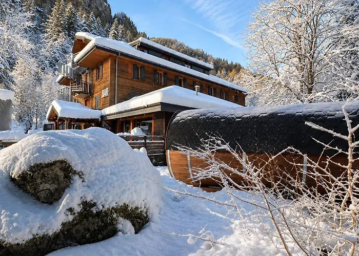 1861 Châtel Hostel