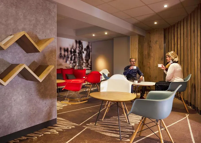 Ibis Arles