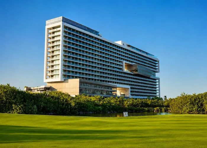 Dreams Vista Cancun Golf & Spa