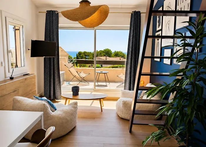 Suites JM - Les Pins Marines - Jacuzzi&Vue Mer