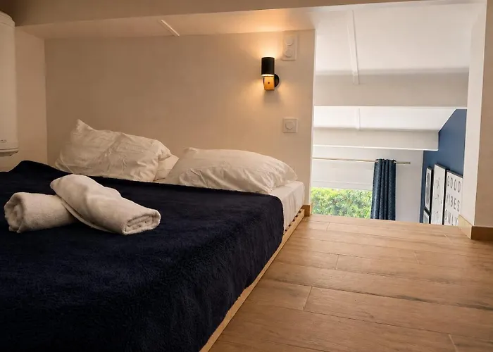 Suites JM - Les Pins Marines - Jacuzzi&Vue Mer