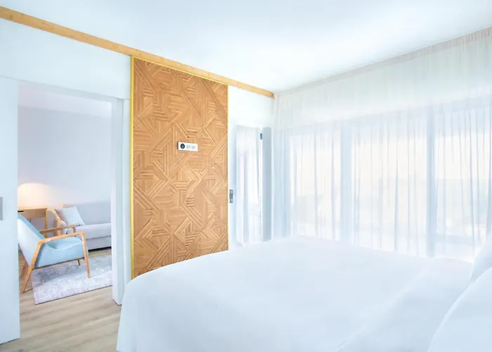 Radisson Saint Denis
