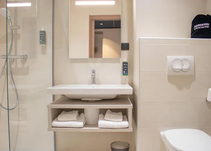 Brit Hotel Rennes Cesson