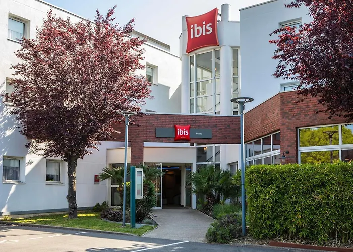 Ibis Massy