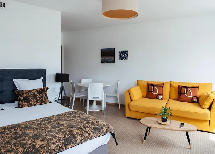 Ténéo Apparthotel Talence