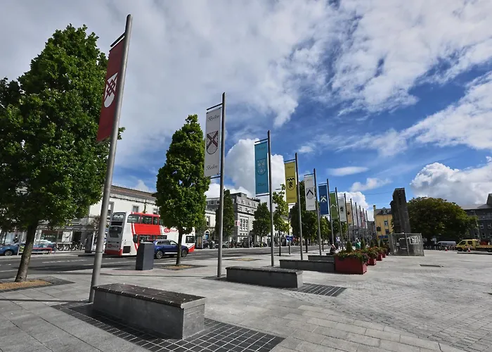  Eyre Square